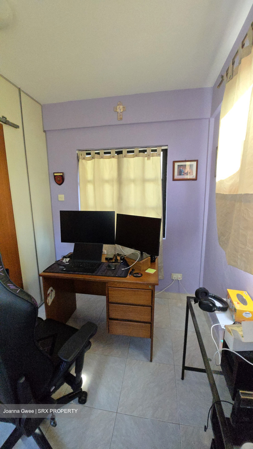 Sembawang Hills Estate (D20), Terrace #547563151